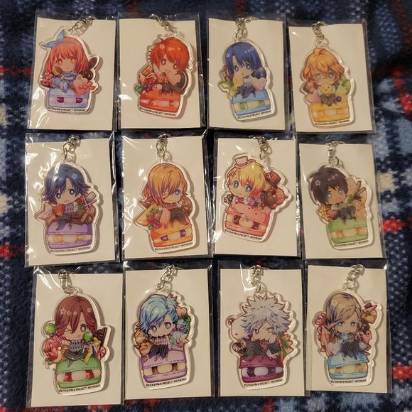 Uta no Prince-sama 12 Keychain Set + Wall Scroll - Picture 6 of 9